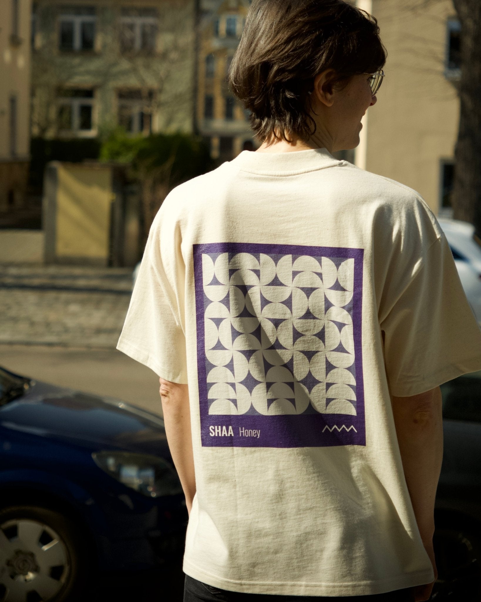 T-Shirt „Shaa" - Cross River Coffee